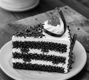 Black forest [pastry] [100 grams]