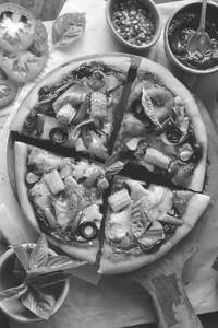 Classic Veg Pizza