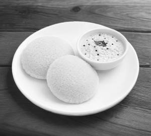 Plain Idli [2 Pieces] with Chutney
