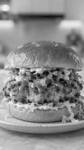 Crisp Cottage Crunch Burger