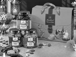 Festive Treats Box