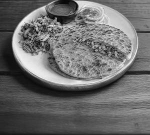 Gobhi Ka Gadar Paratha (Desi Ghee)
