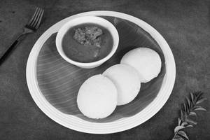 Idly 3pcs With Chicken Curry  Combo