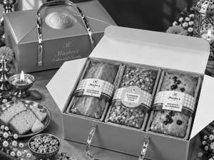 Premium Tea Cake Trio