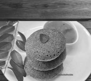 Ragi Idly