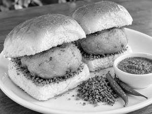 Vada Pav (2 Pcs)