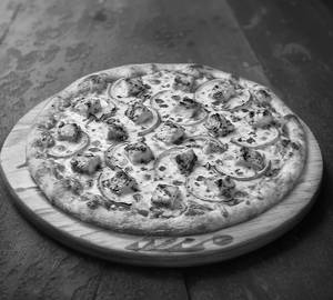 Italian Chicken Onion Pizza