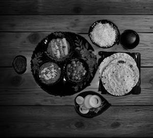 Paneer Lababdar Meal