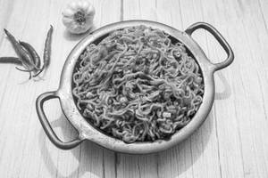 Chilly Garlic Maggi