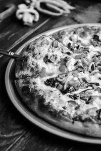 Super Veggie Pizza