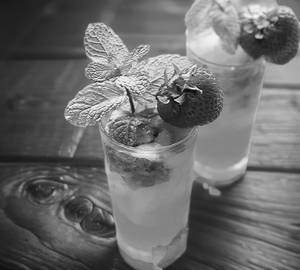 Strawberry mojito