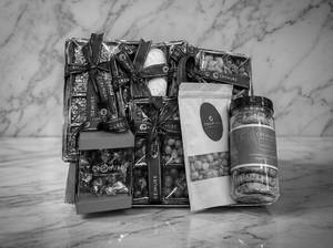 Classic Delight Hamper