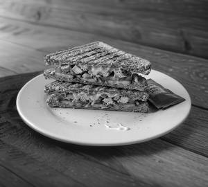 Spicy chicken grilled sandwich
