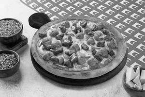 Double Chicken Feast Pizza