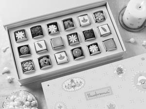 Diwali Special Assorted Mithai Confectionery Gift Box [18 pcs]