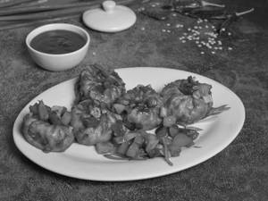 Veg Achari Momos