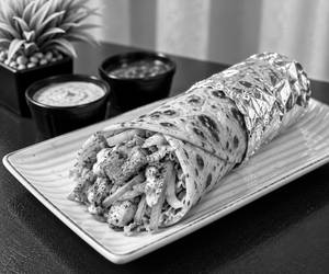 Maharaja Roll (Chicken & Egg)