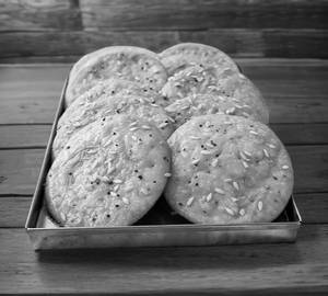 Meethi Mathri (200 grams)
