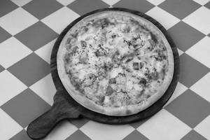 Prawn Alfredo Pizza