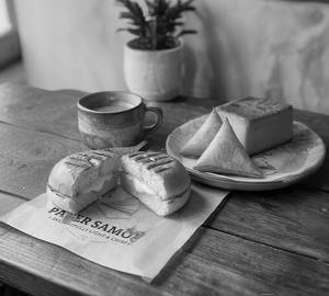 Hyderabadi Onion Paper Samosa + Grilled Bun Maska + Hyderabadi Irani Chai