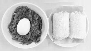 Puttu With Egg Roast