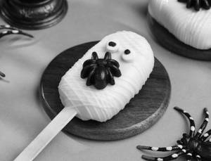 Halloween White Choco Popsicle