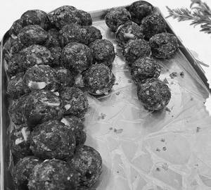 Dates Laddu