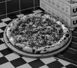 Bang Bang (Thai Chilli Cottage Cheese Pizza)