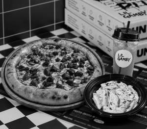 Family Chaos (Non-veg 8inch)