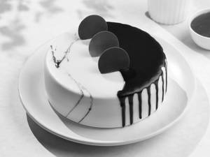 Choco Vanilla Cake