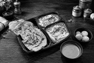 Paneer Butter Masala + 1 Laccha Paratha