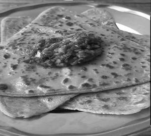 2 simple paratha with lehsun Chatani 😋