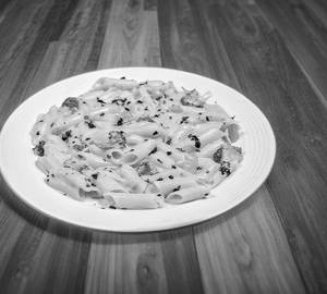 White Sauce Pasta