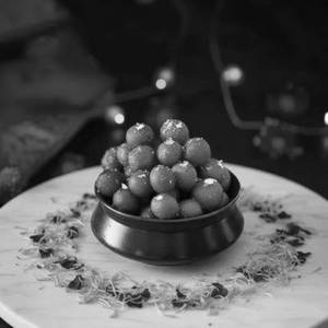 Gulab Jamun Angoor