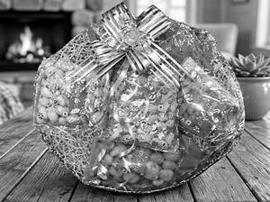 Gift Hamper [   DH01999 ]