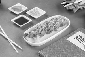 The "Cha" Seafood Futomaki Sushi
