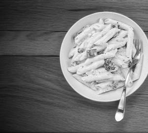 White sauce pasta