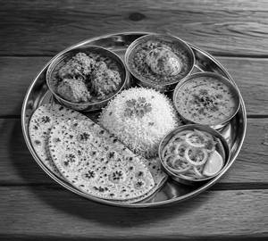 Chicken Thali