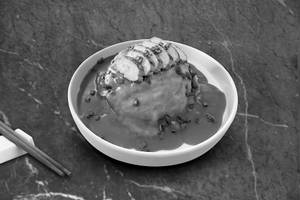 Omu- Rice With Gravy Chicken