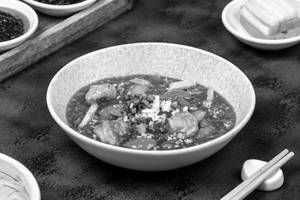 Shallow Cooked Prawns In Schezwan Sauce Gravy