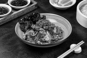 Stir Fry Chicken Mountain Chilli