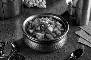 Chilli Paneer Gravy
