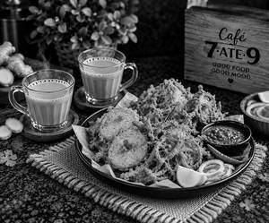 Chai + Pakode Combo