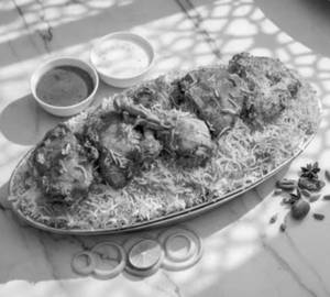 Bucket Biryani Chicken Dum