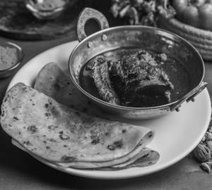 Chicken Curry (2Pc) With Paratha(2Pc) combo