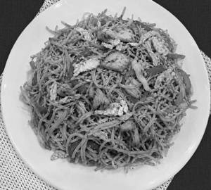 Egg Chicken Chowmein