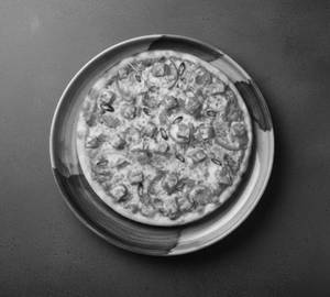 Rich Paneer Makhani Thin Crust Pizza