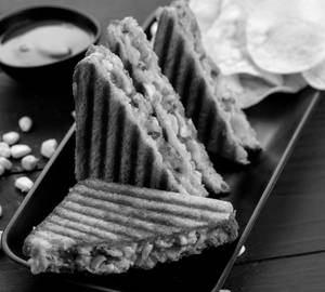 Cheesy Corn Sandwich