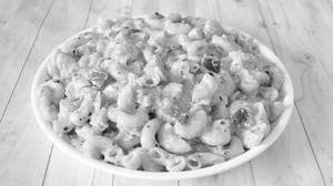 Veg macroni with cheese