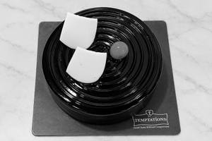 Chocolate Fantasy Cake (400 Gms)